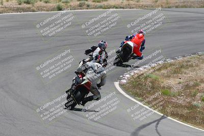 media/Apr-20-2025-AHRMA (Sun) [[393a79c373]]/Race/Group 5/Turn 4b/